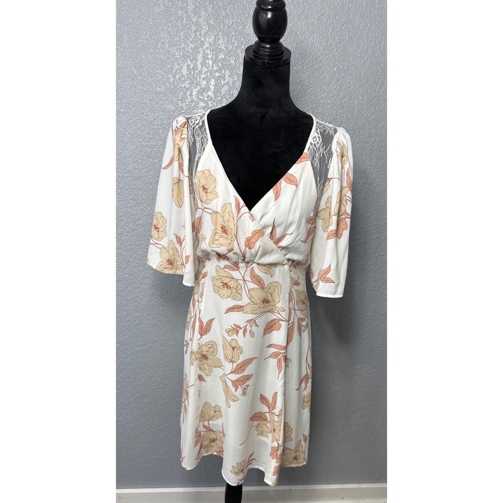 Miss Me Large Floral Faux Wrap Mini Dress Lace Yoke Keyhole Back Boho Cottage